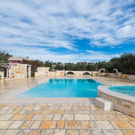 Appartamento Ortensia In Villa Mariella Ostuni Exterior photo