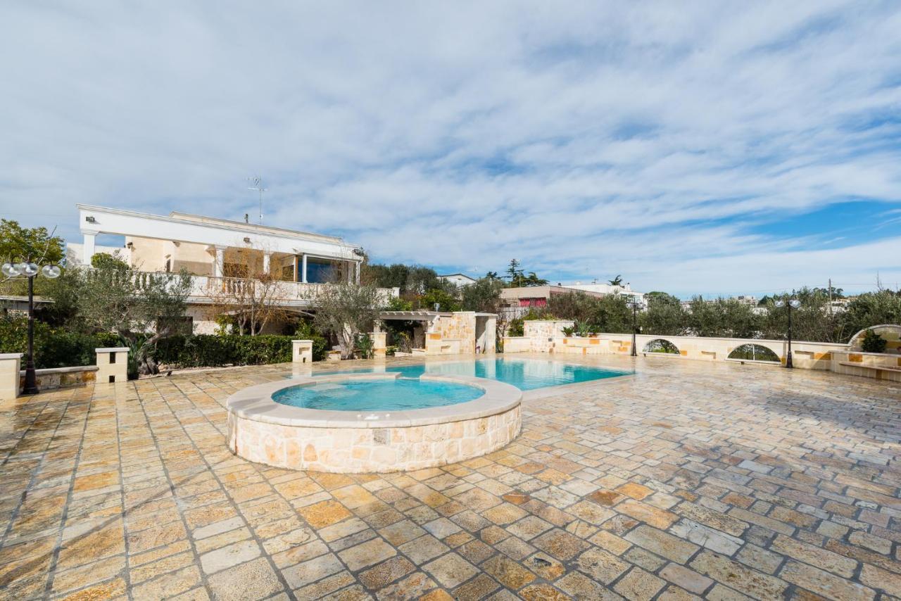 Appartamento Ortensia In Villa Mariella Ostuni Exterior photo