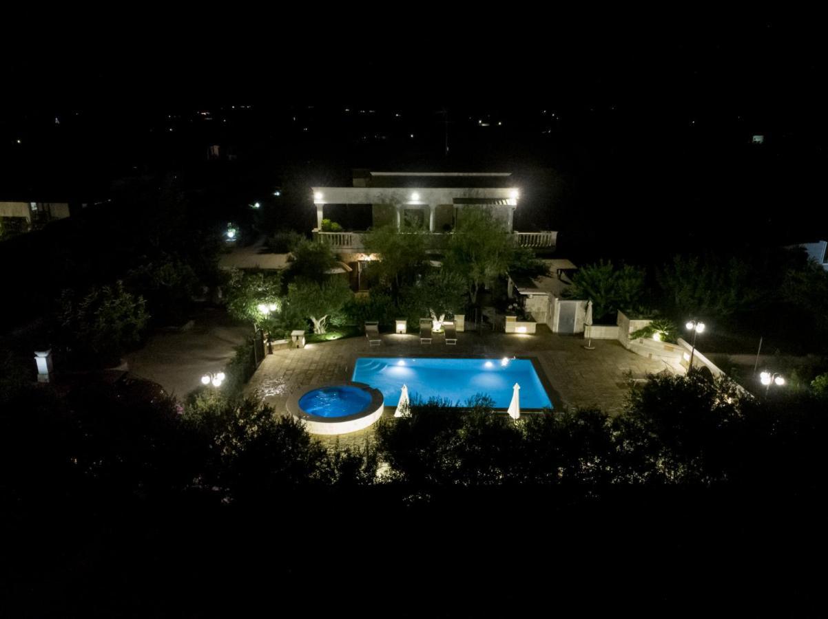 Appartamento Ortensia In Villa Mariella Ostuni Exterior photo