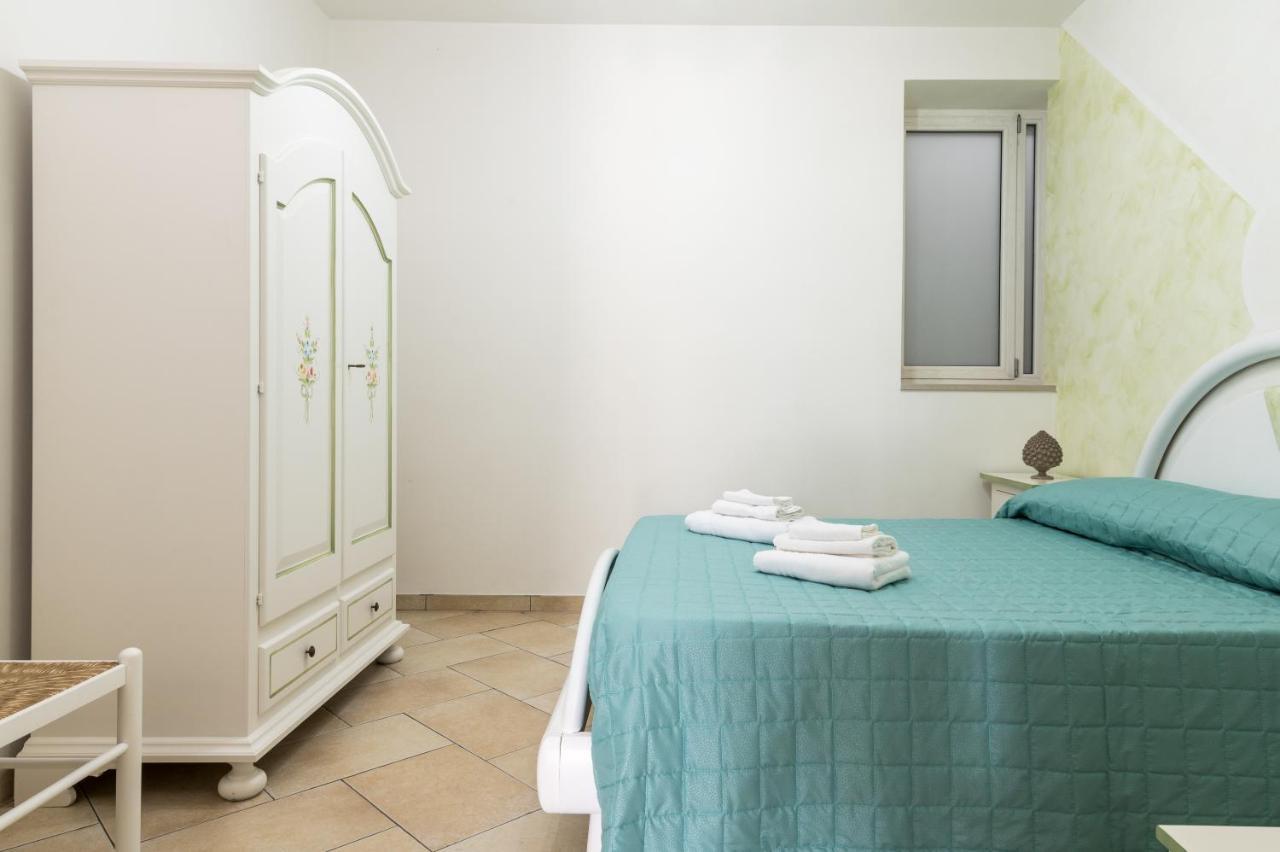 Appartamento Ortensia In Villa Mariella Ostuni Exterior photo